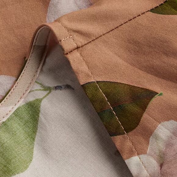 NWOT Express Top (size medium) - Picture 4 of 9